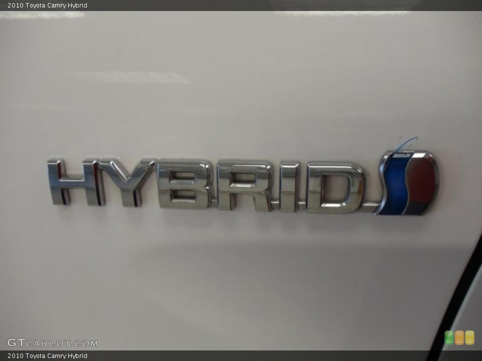 2010 Toyota Camry Custom Badge and Logo Photo #47330334