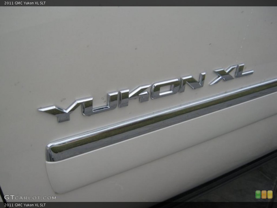 2011 GMC Yukon Custom Badge and Logo Photo #47398592