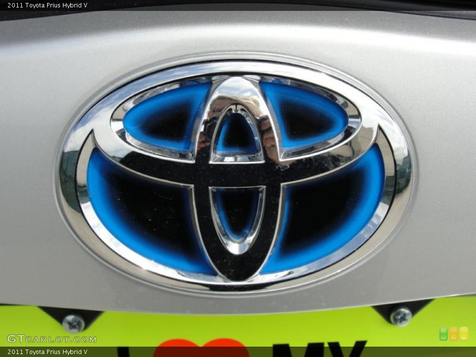 2011 Toyota Prius Custom Badge and Logo Photo #47423385