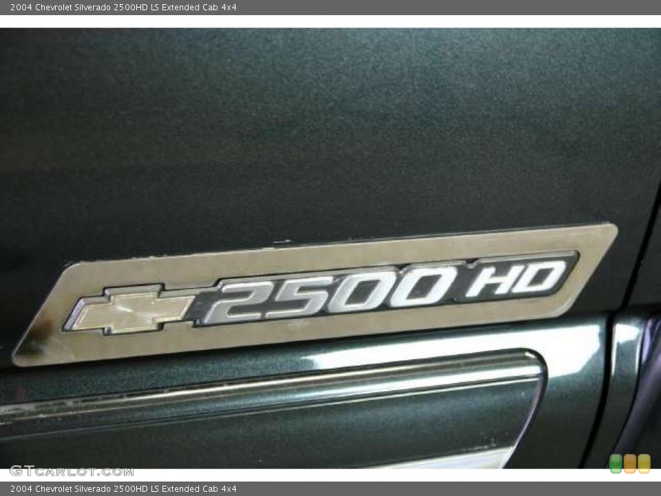 2004 Chevrolet Silverado 2500HD Custom Badge and Logo Photo #47501698