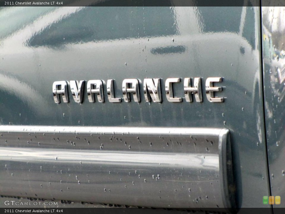 2011 Chevrolet Avalanche Custom Badge and Logo Photo #47520040