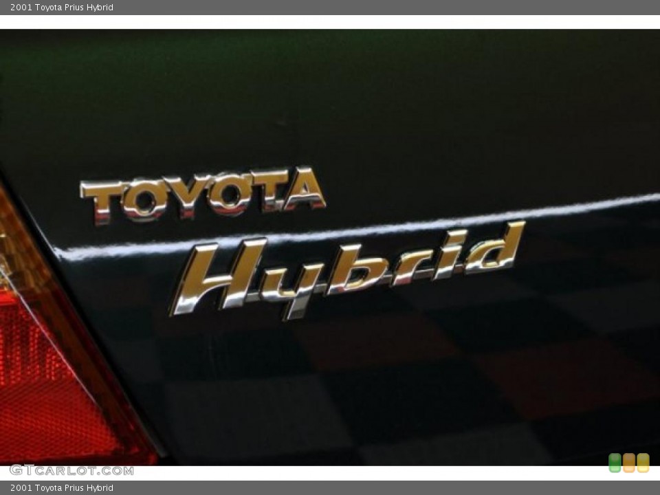 2001 Toyota Prius Badges and Logos