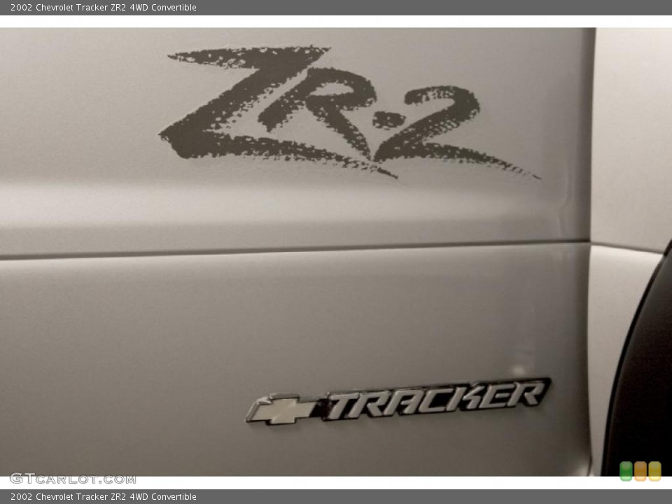 2002 Chevrolet Tracker Custom Badge and Logo Photo #47960901