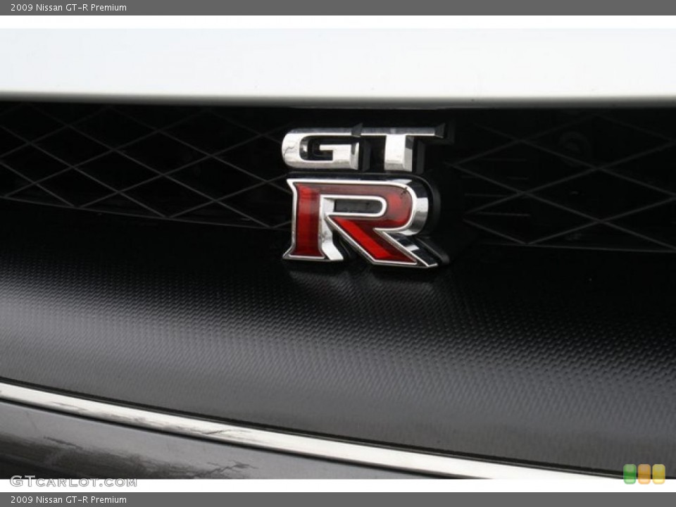 2009 Nissan GT-R Custom Badge and Logo Photo #47985329