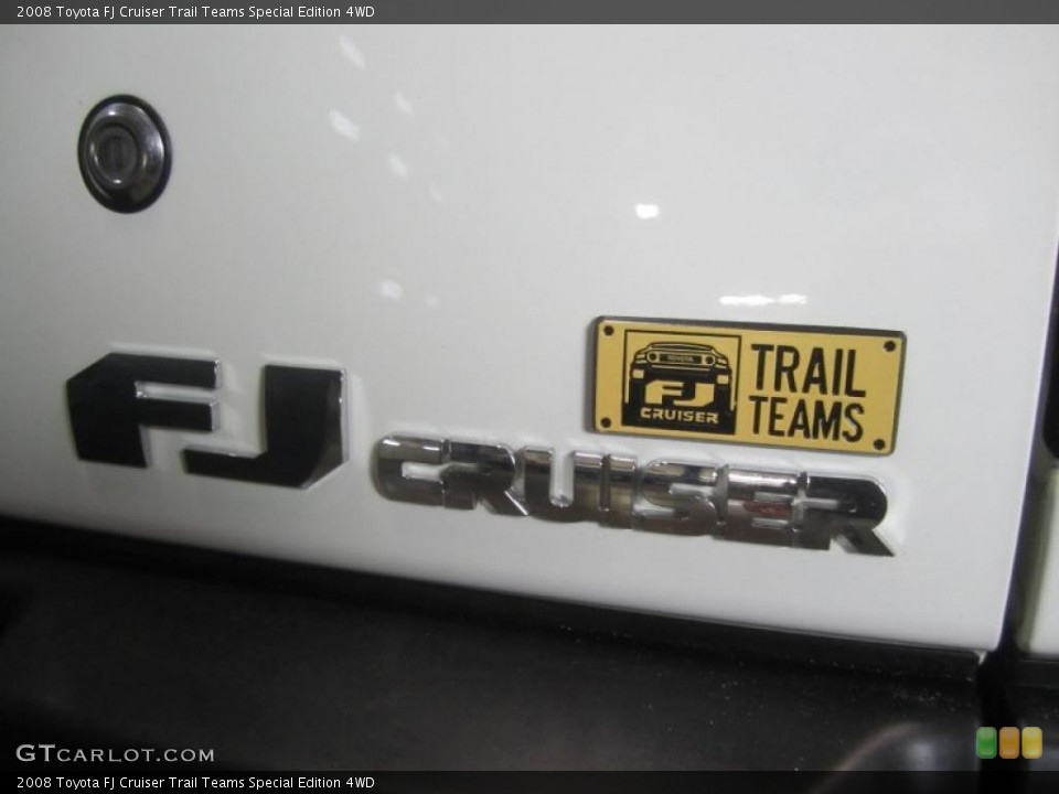 2008 Toyota FJ Cruiser Custom Badge and Logo Photo #48262194
