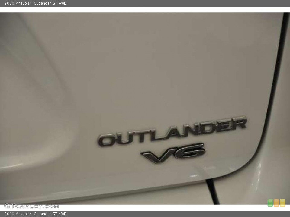 2010 Mitsubishi Outlander Badges and Logos
