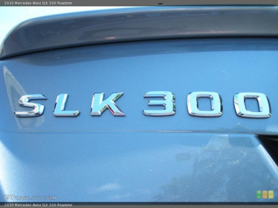 2010 Mercedes-Benz SLK Badges and Logos