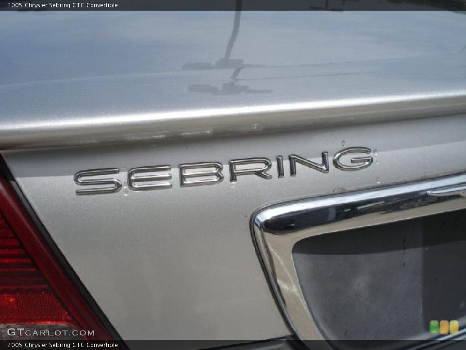 2005 Chrysler Sebring Badges and Logos