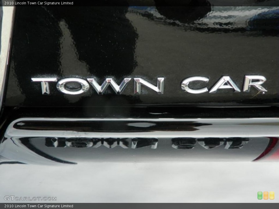 2010 Lincoln Town Car Custom Badge and Logo Photo #48461907