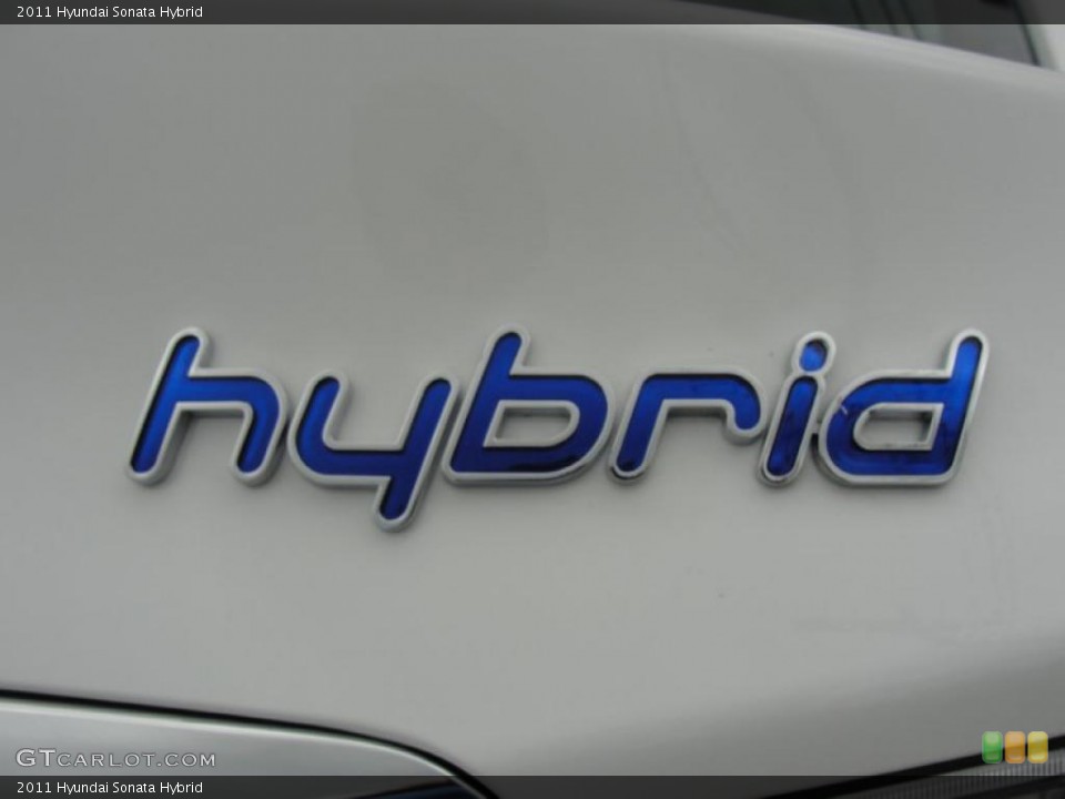 2011 Hyundai Sonata Custom Badge and Logo Photo #48477267