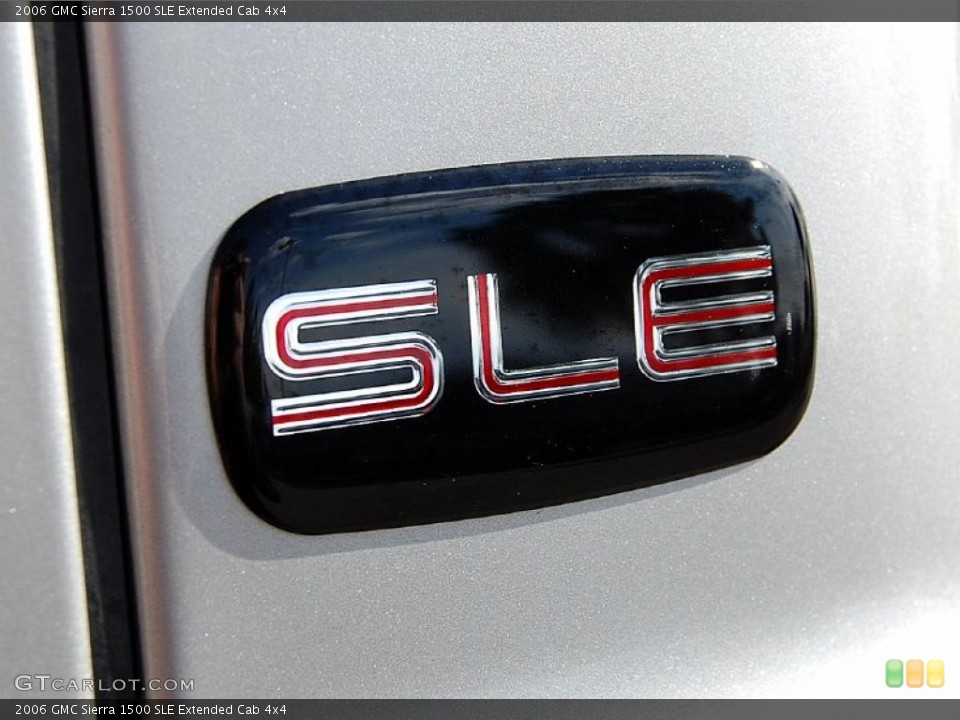 2006 GMC Sierra 1500 Custom Badge and Logo Photo #48477297