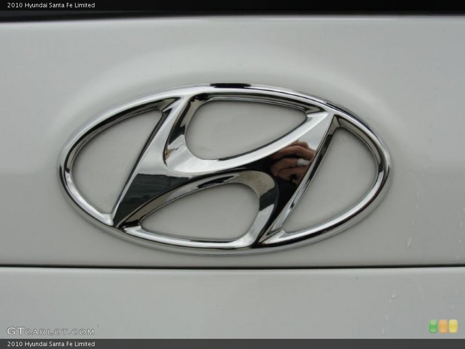 2010 Hyundai Santa Fe Custom Badge and Logo Photo #48833466