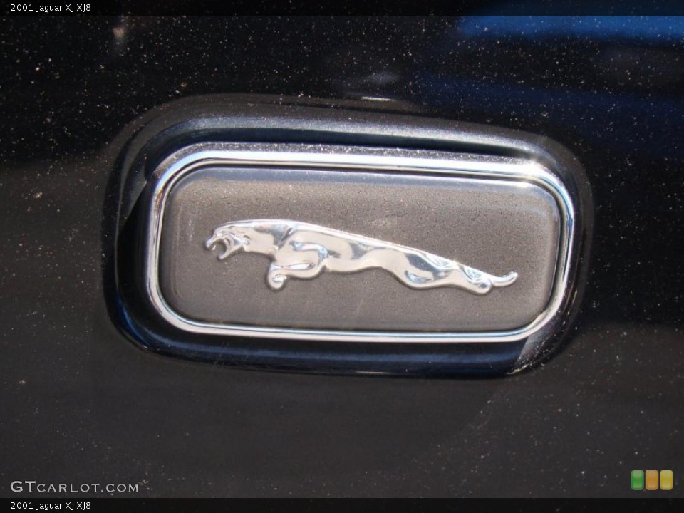 2001 Jaguar XJ Badges and Logos