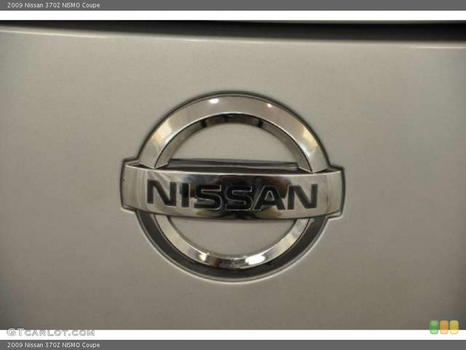 2009 Nissan 370Z Custom Badge and Logo Photo #49013309