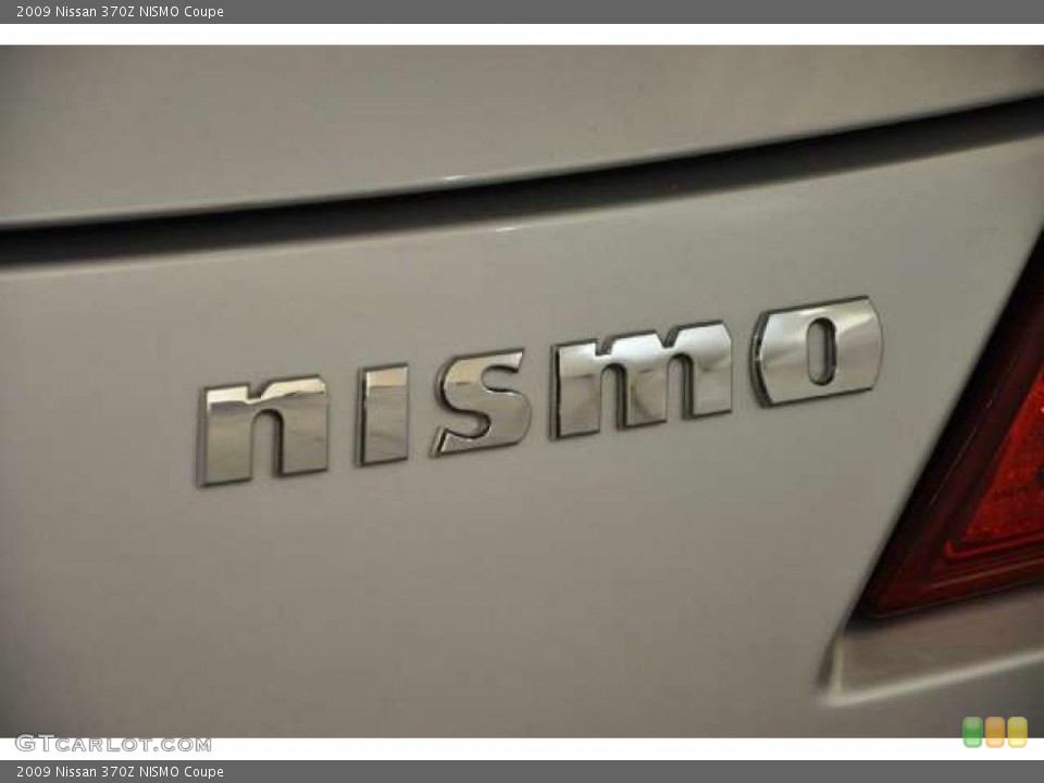 2009 Nissan 370Z Custom Badge and Logo Photo #49013323