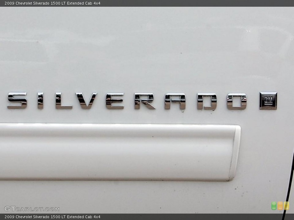 2009 Chevrolet Silverado 1500 Custom Badge and Logo Photo #49074041