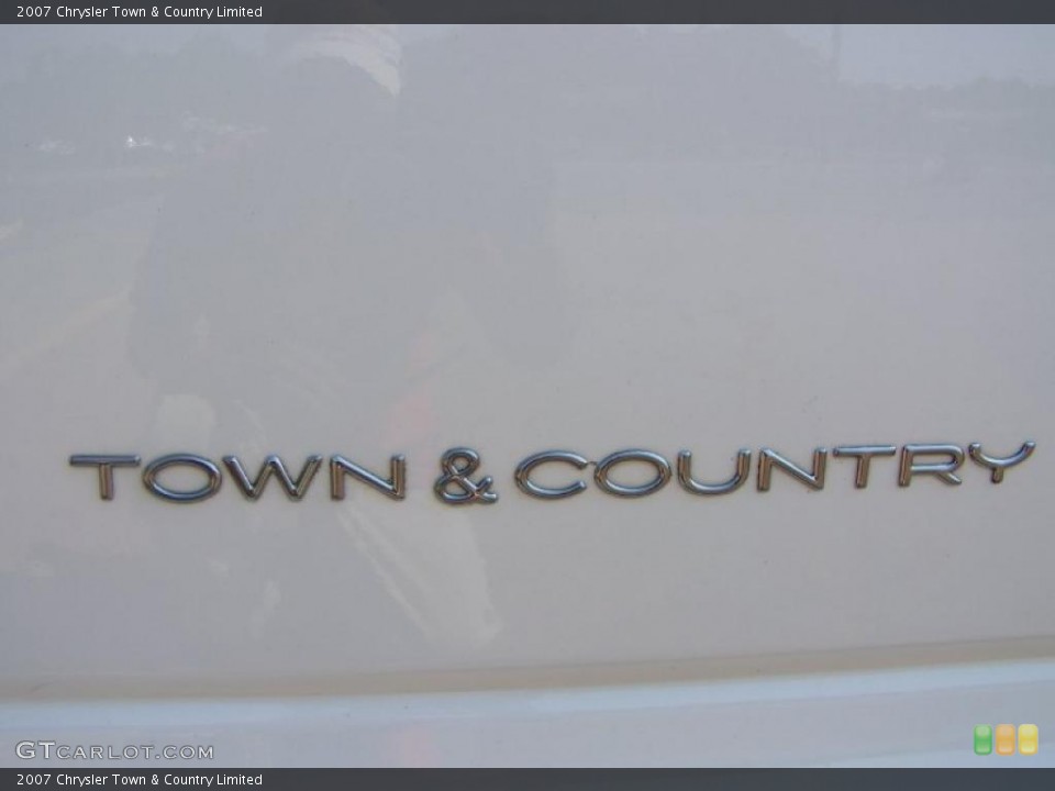 2007 Chrysler Town & Country Custom Badge and Logo Photo #49241946