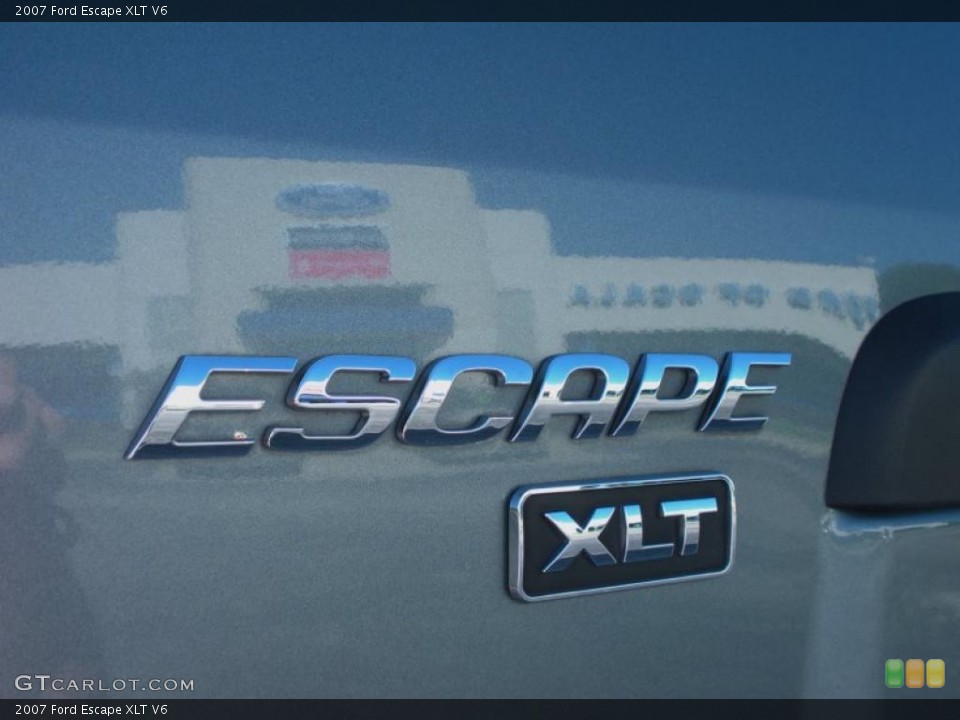 2007 Ford Escape Custom Badge and Logo Photo #49478100