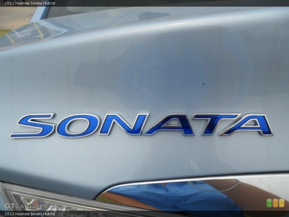 2011 Hyundai Sonata Custom Badge and Logo Photo #49576123
