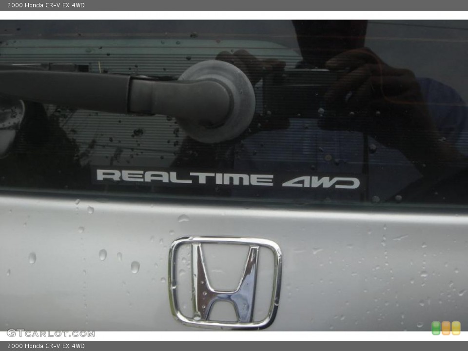 2000 Honda CR-V Badges and Logos