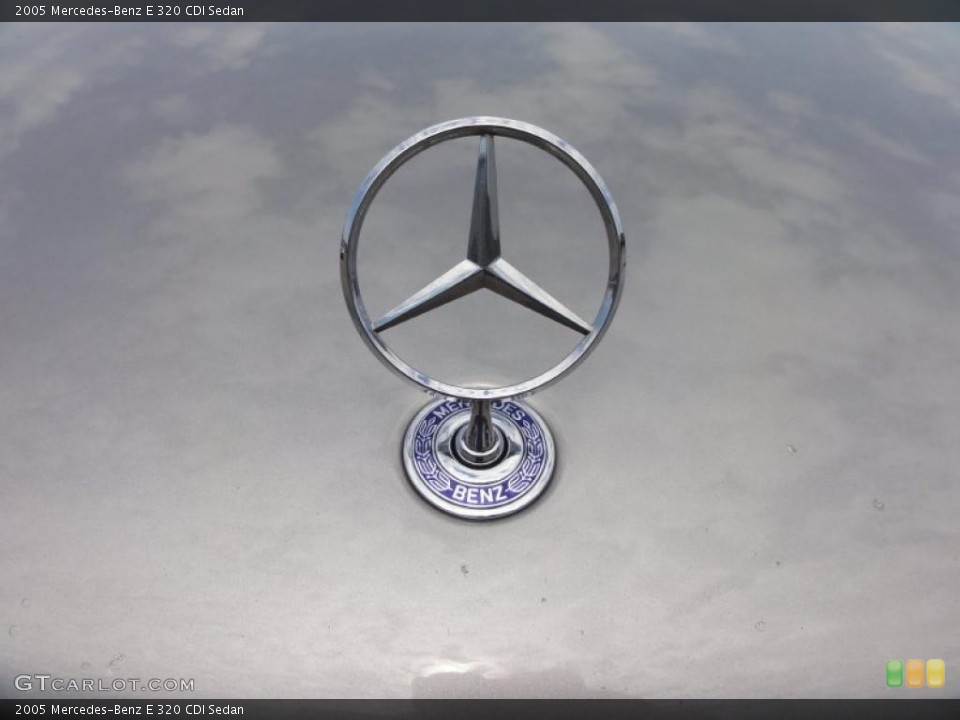 2005 Mercedes-Benz E Badges and Logos