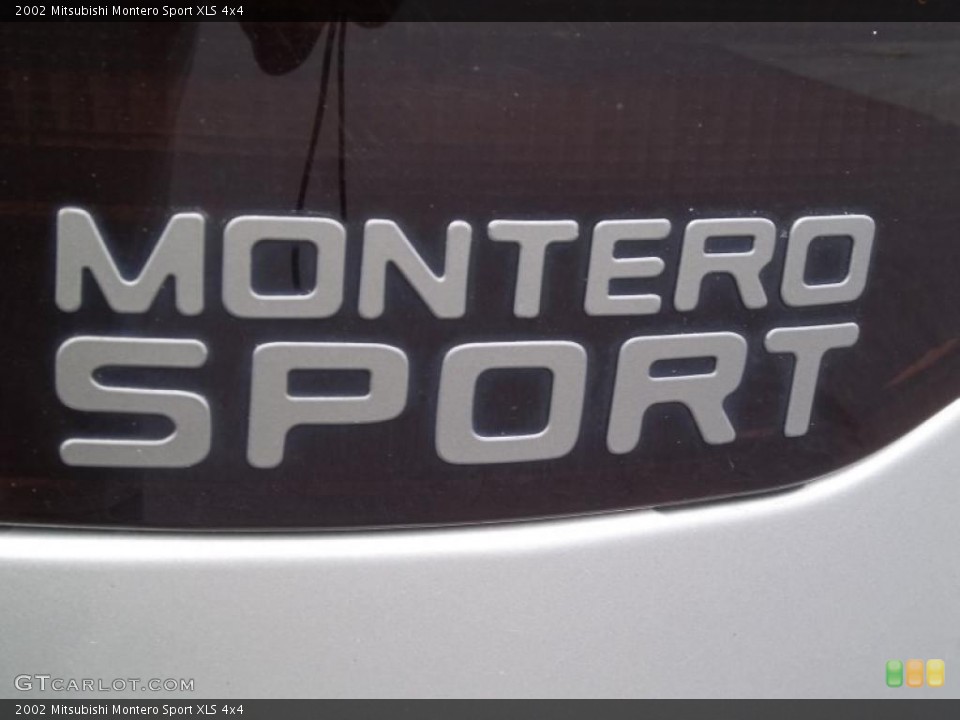 2002 Mitsubishi Montero Sport Custom Badge and Logo Photo #49734277
