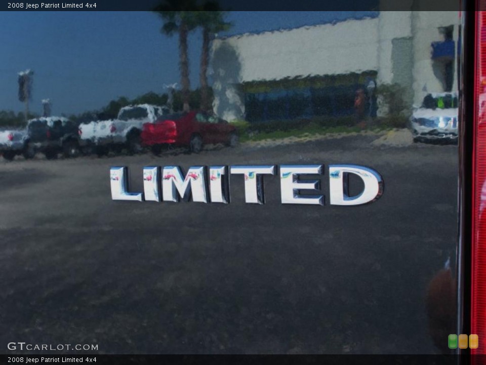 2008 Jeep Patriot Badges and Logos