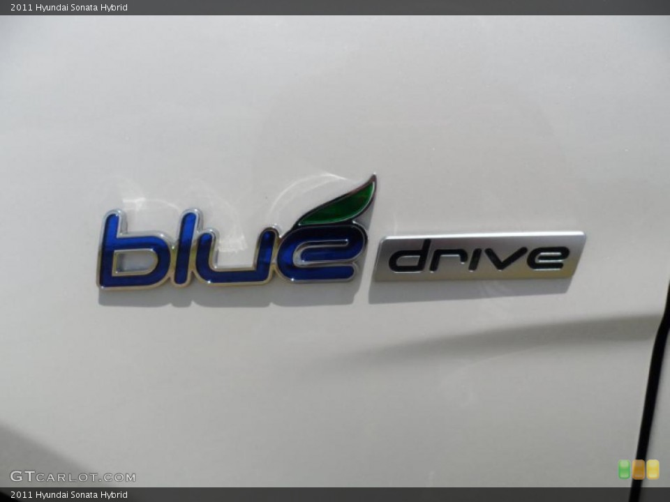 2011 Hyundai Sonata Custom Badge and Logo Photo #49763764