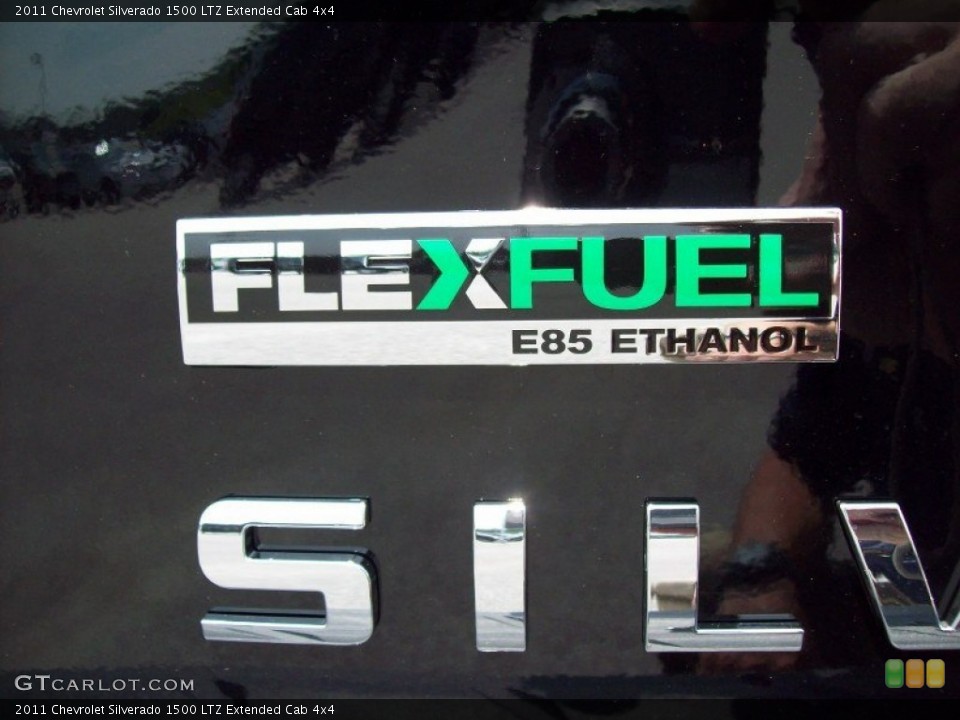 2011 Chevrolet Silverado 1500 Custom Badge and Logo Photo #49915437