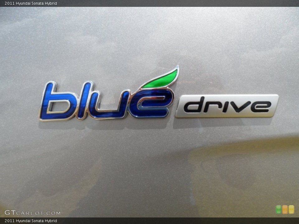 2011 Hyundai Sonata Custom Badge and Logo Photo #49947611