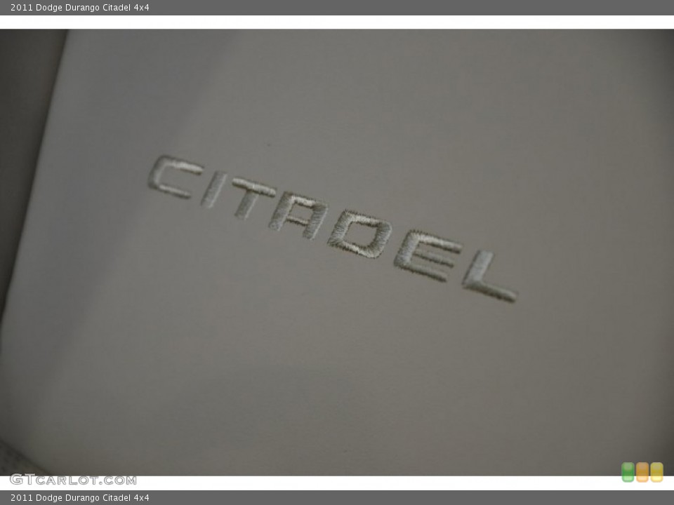 2011 Dodge Durango Custom Badge and Logo Photo #50039673
