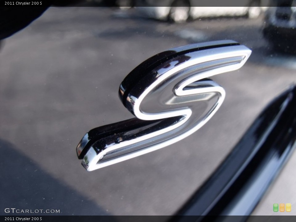 2011 Chrysler 200 Custom Badge and Logo Photo #50065186