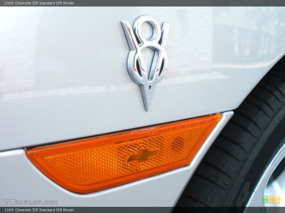 2005 Chevrolet SSR Custom Badge and Logo Photo #50128120