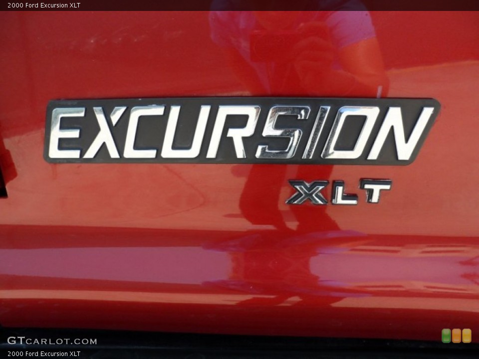 2000 Ford Excursion Custom Badge and Logo Photo #50195817