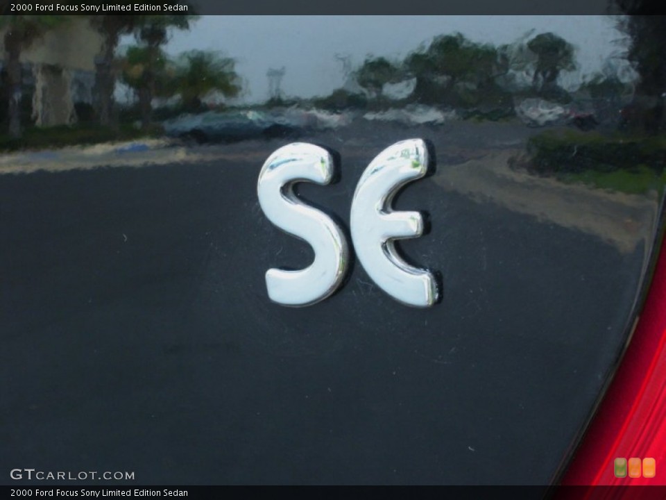 2000 Ford Focus Custom Badge and Logo Photo #50205159