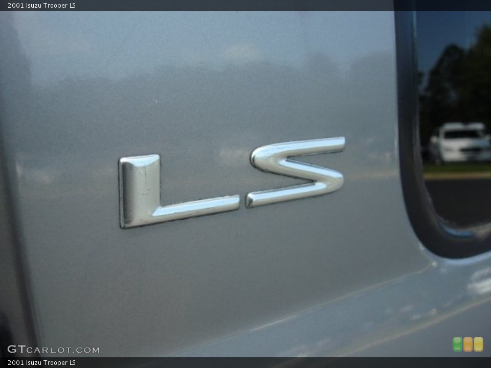 2001 Isuzu Trooper Badges and Logos