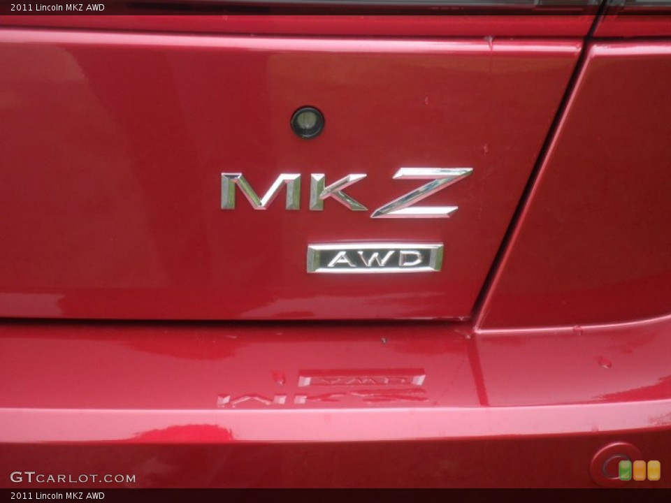 2011 Lincoln MKZ Badges and Logos