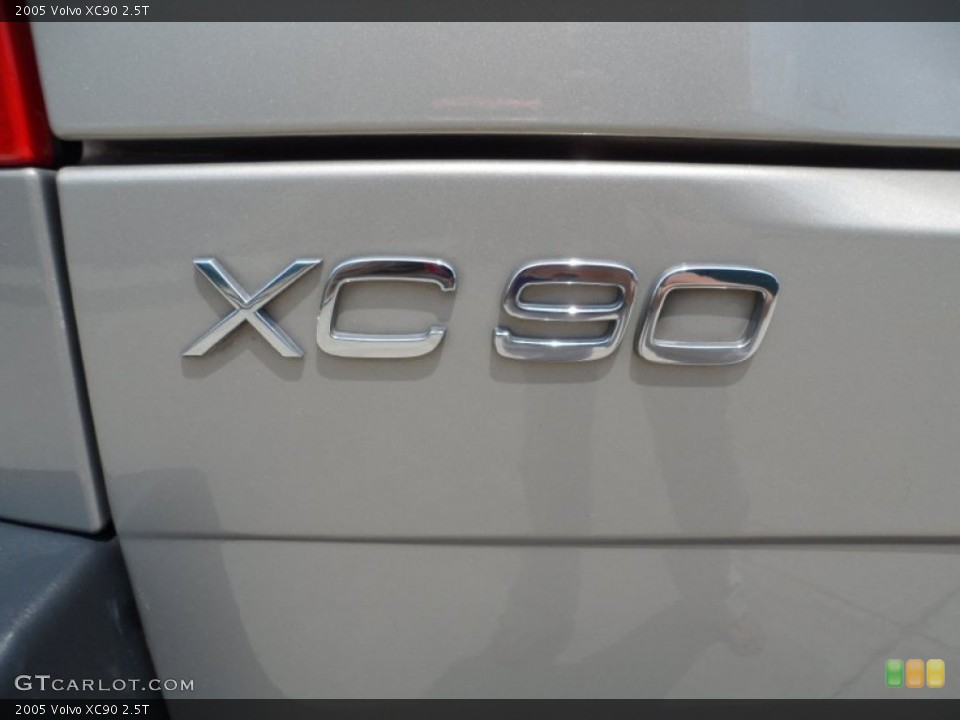 2005 Volvo XC90 Badges and Logos