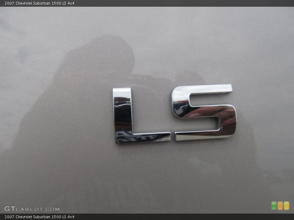 2007 Chevrolet Suburban Custom Badge and Logo Photo #50655670