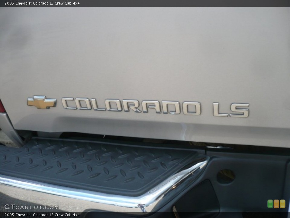 2005 Chevrolet Colorado Custom Badge and Logo Photo #50666086