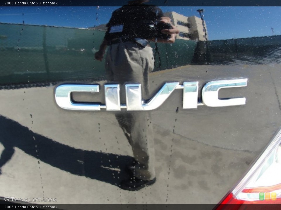 2005 Honda Civic Custom Badge and Logo Photo #50706052