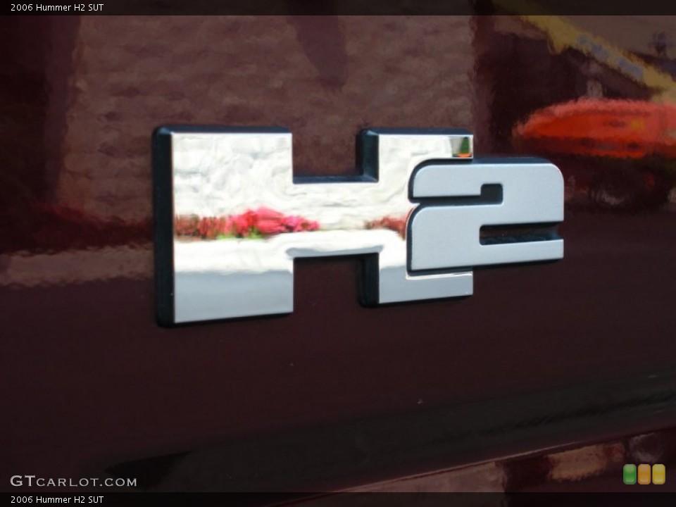 2006 Hummer H2 Badges and Logos