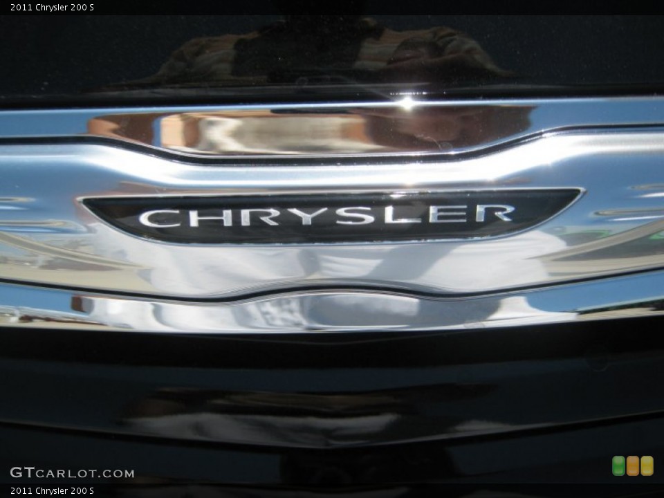 2011 Chrysler 200 Custom Badge and Logo Photo #50732238