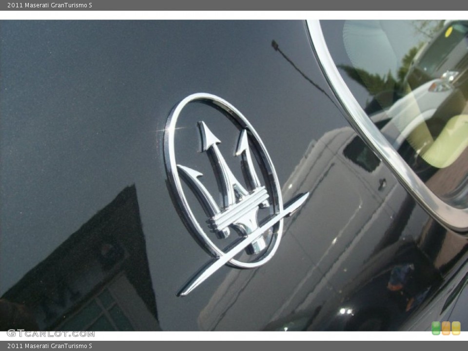2011 Maserati GranTurismo Custom Badge and Logo Photo #50839383