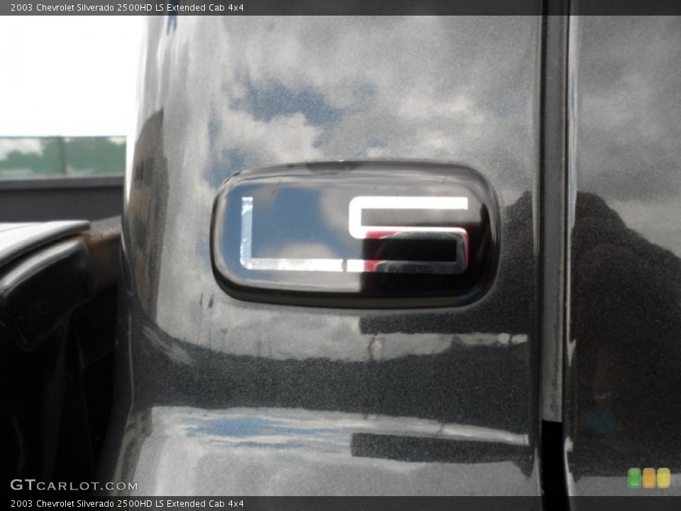 2003 Chevrolet Silverado 2500HD Custom Badge and Logo Photo #50927157