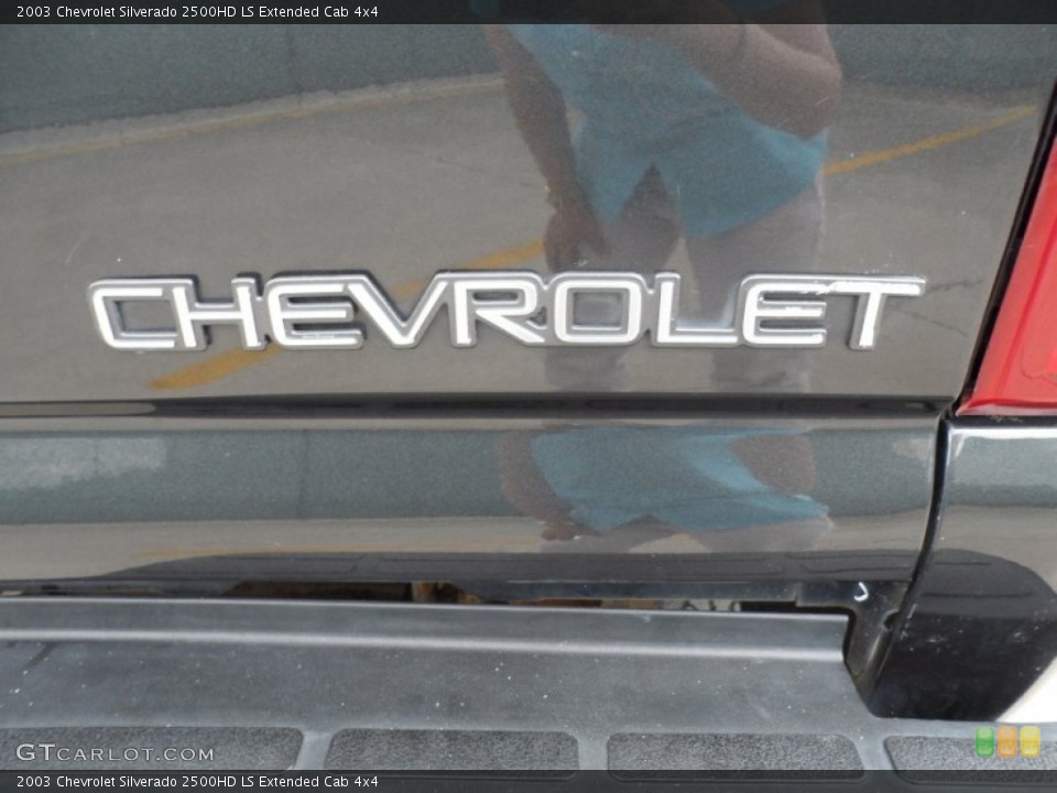 2003 Chevrolet Silverado 2500HD Custom Badge and Logo Photo #50927199