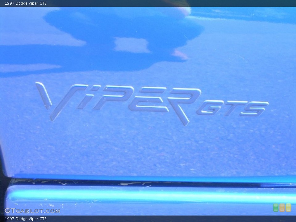 1997 Dodge Viper Badges and Logos