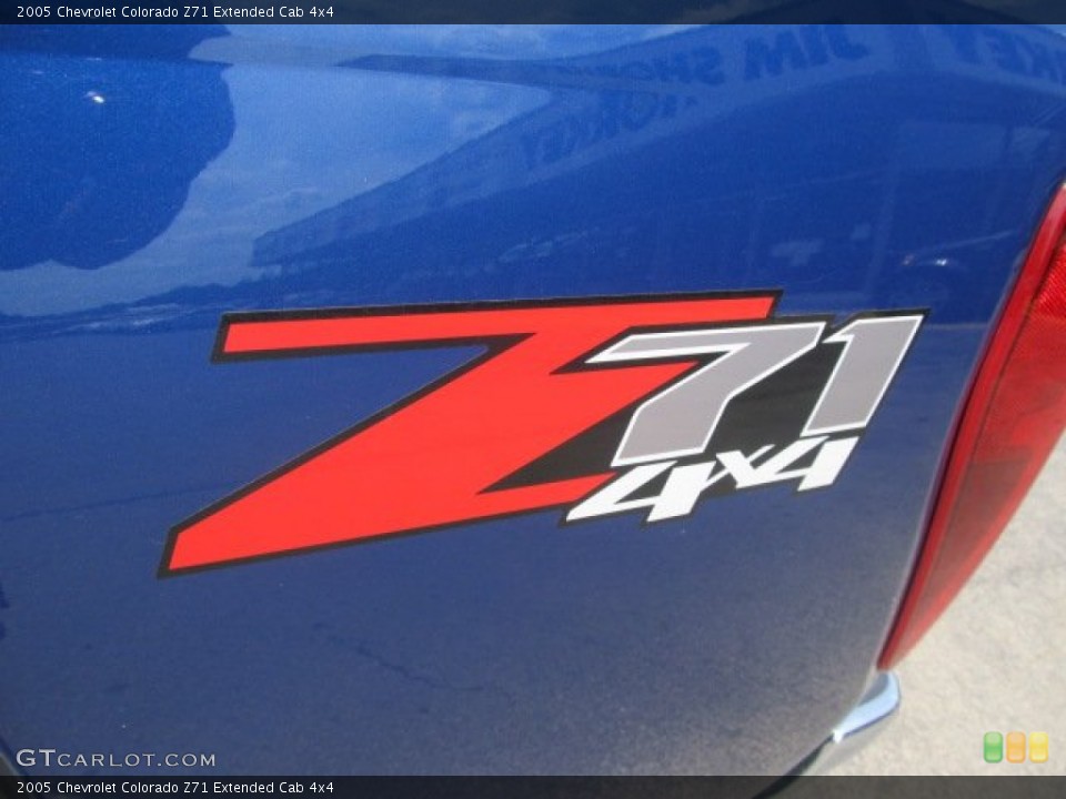 2005 Chevrolet Colorado Custom Badge and Logo Photo #51136997