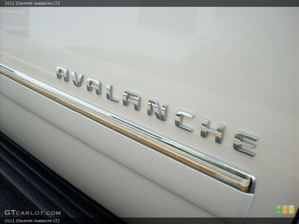 2011 Chevrolet Avalanche Custom Badge and Logo Photo #51180300