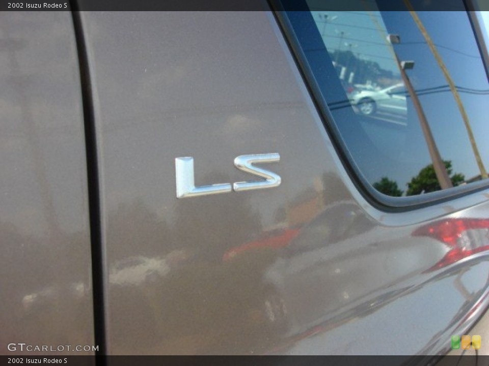 2002 Isuzu Rodeo Custom Badge and Logo Photo #51266330